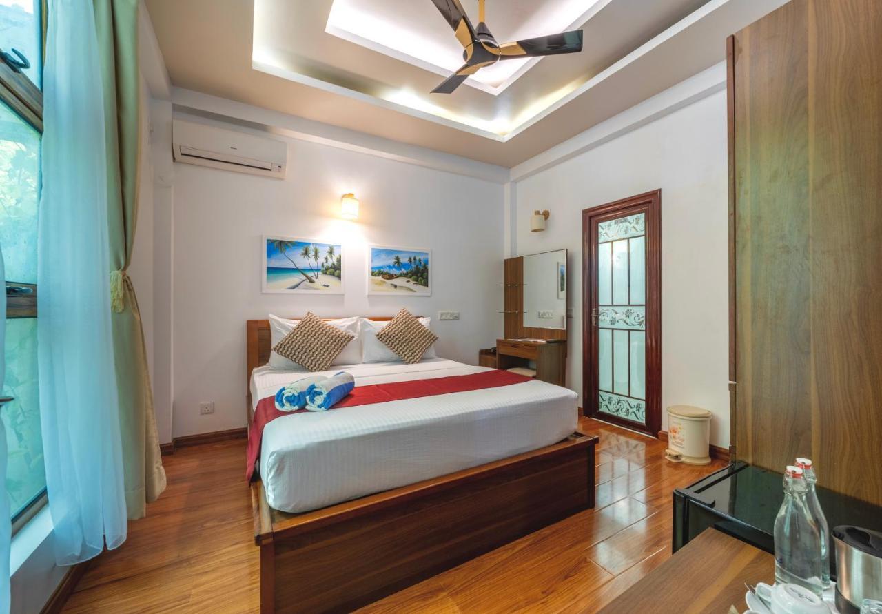 Ocean Lilly Inn Hangnaameedhoo Екстериор снимка