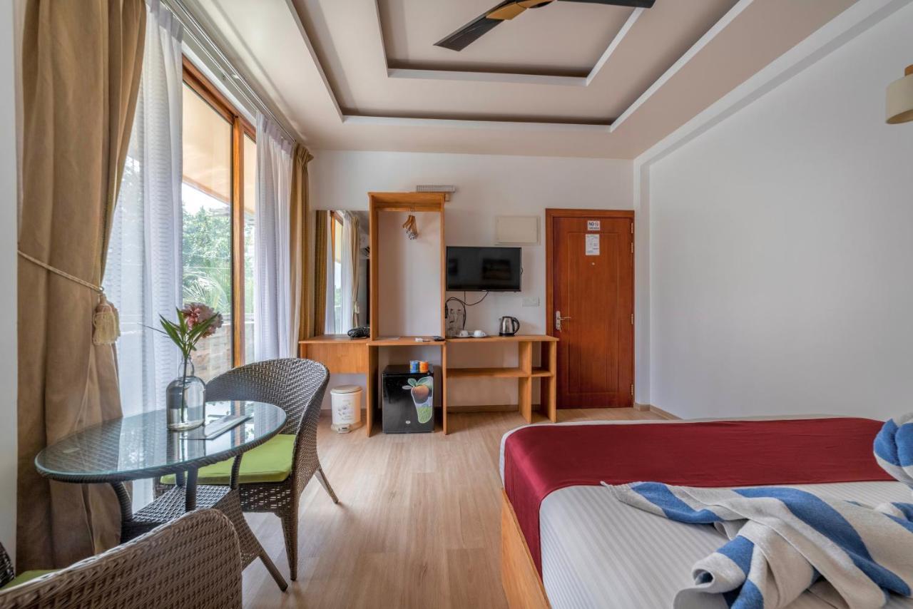 Ocean Lilly Inn Hangnaameedhoo Екстериор снимка